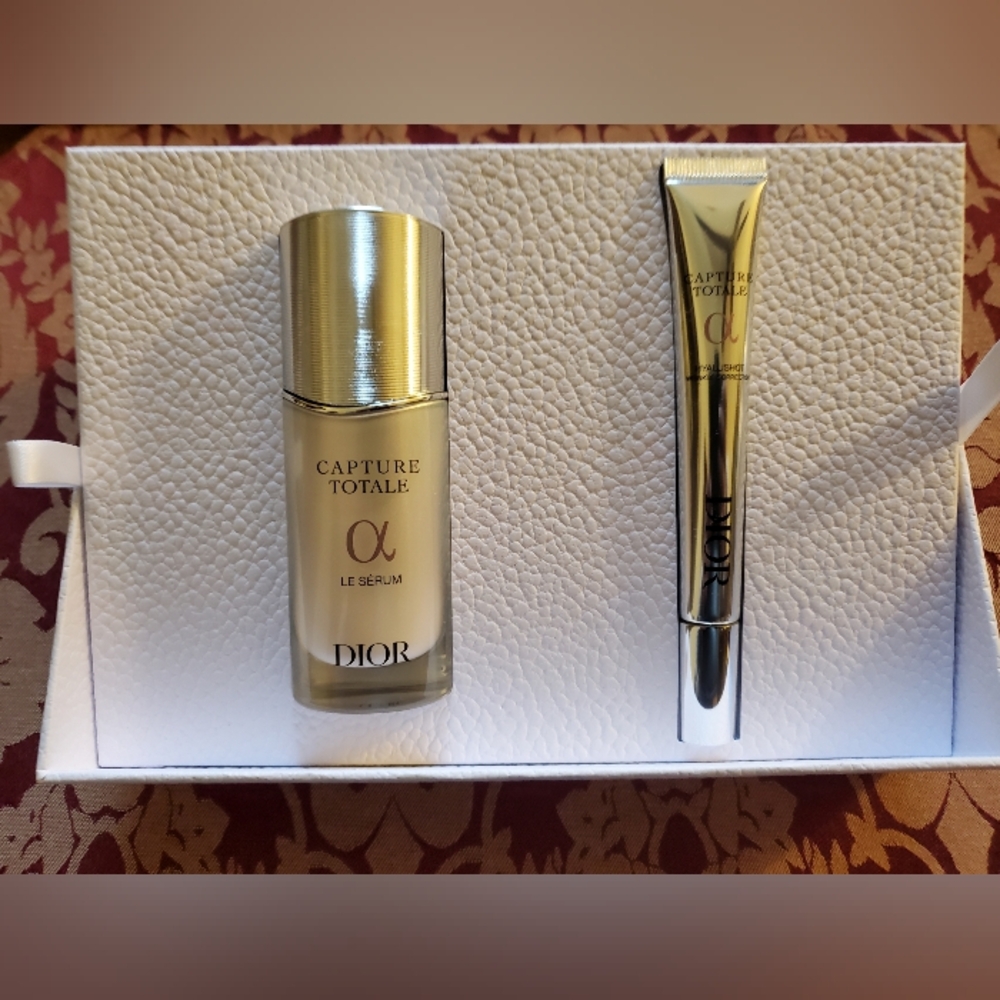 Capture Totale Serum & Hyalushot Bundle Set Full Size